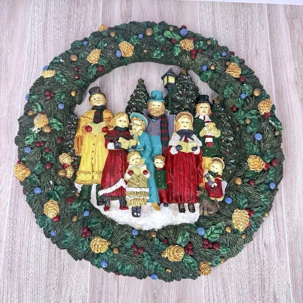 Vintage Christmas Carolers Wreath Wall Plaque Victorian Choir Holiday Decor 12